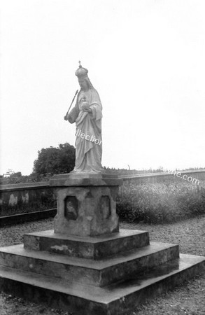 LOUGH CONN ROUND STATUE OF CHRIST THE KING